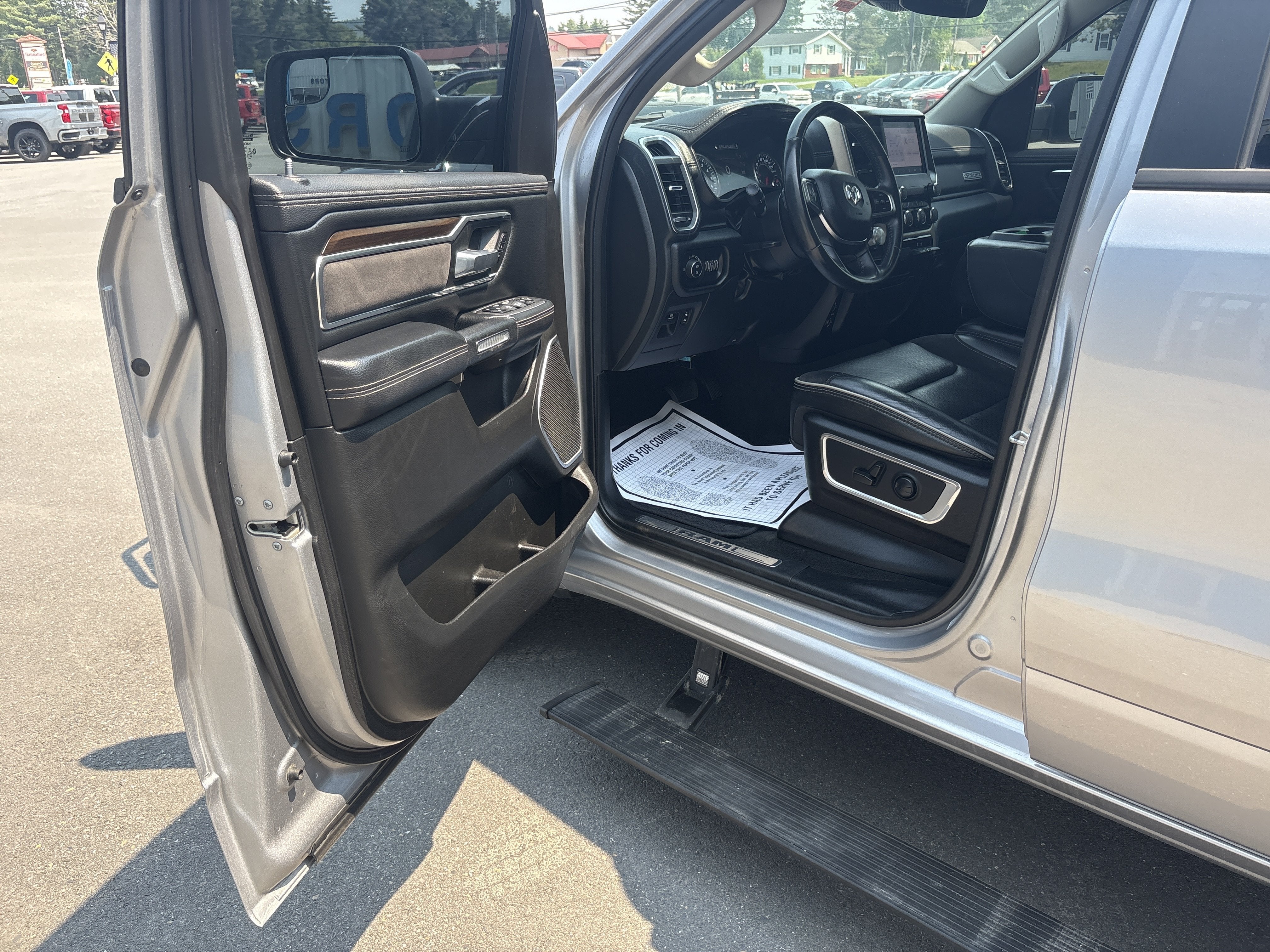2022 RAM 1500 Laramie
