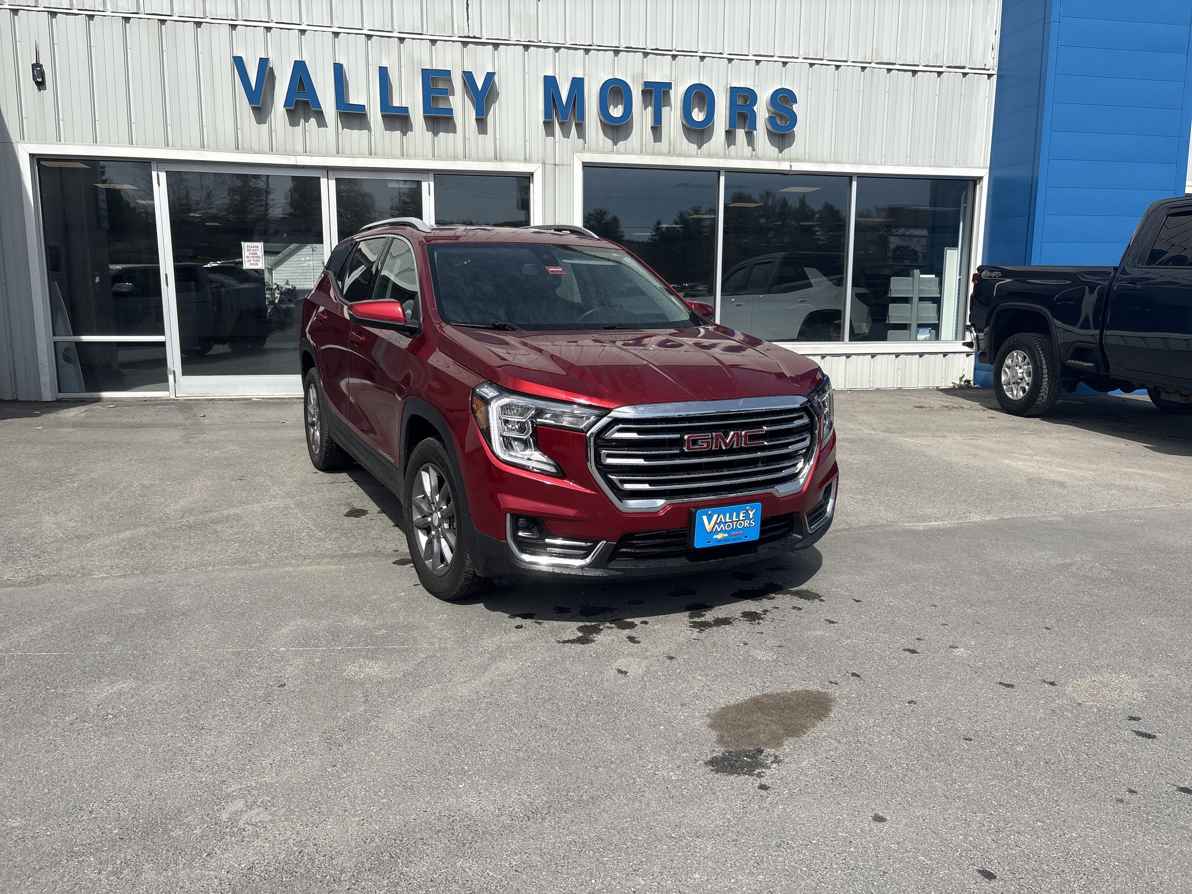 2023 GMC Terrain SLT